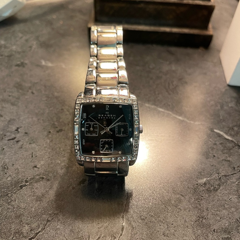 Womens watch